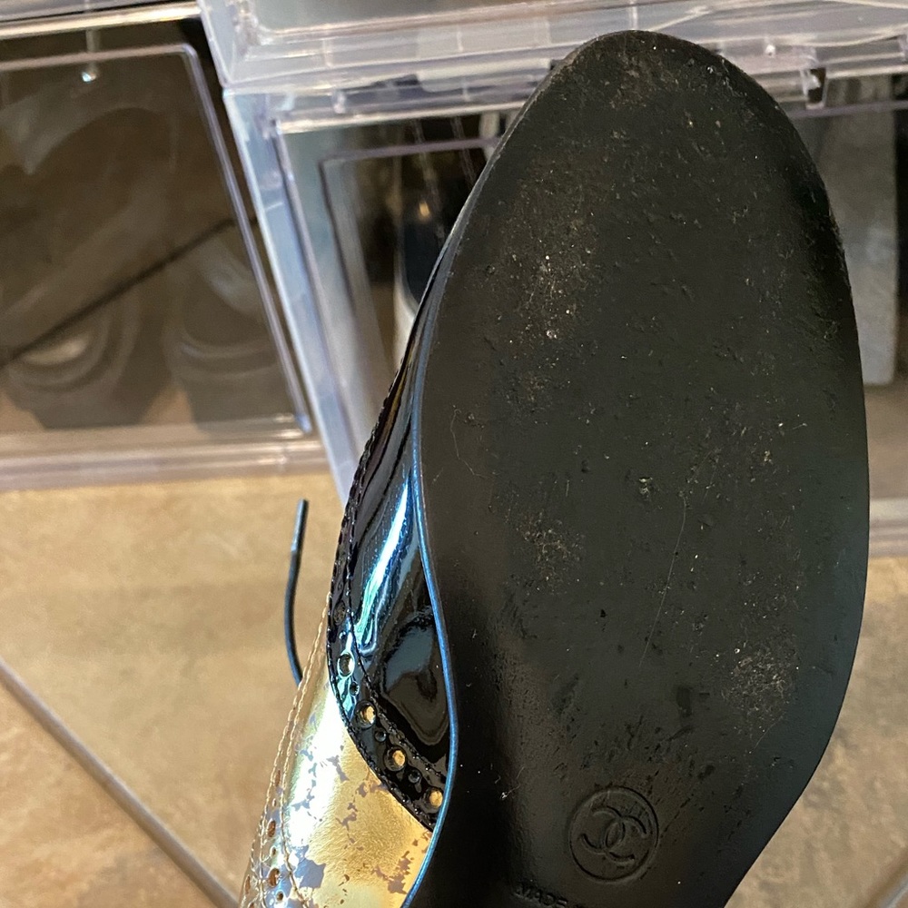 Chanel leather shoes - Picture 6 of 7